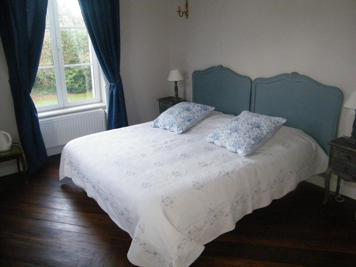 Chambres D'Hotes Chateau De Damigny Saint-Martin-des-Entrées Eksteriør bilde