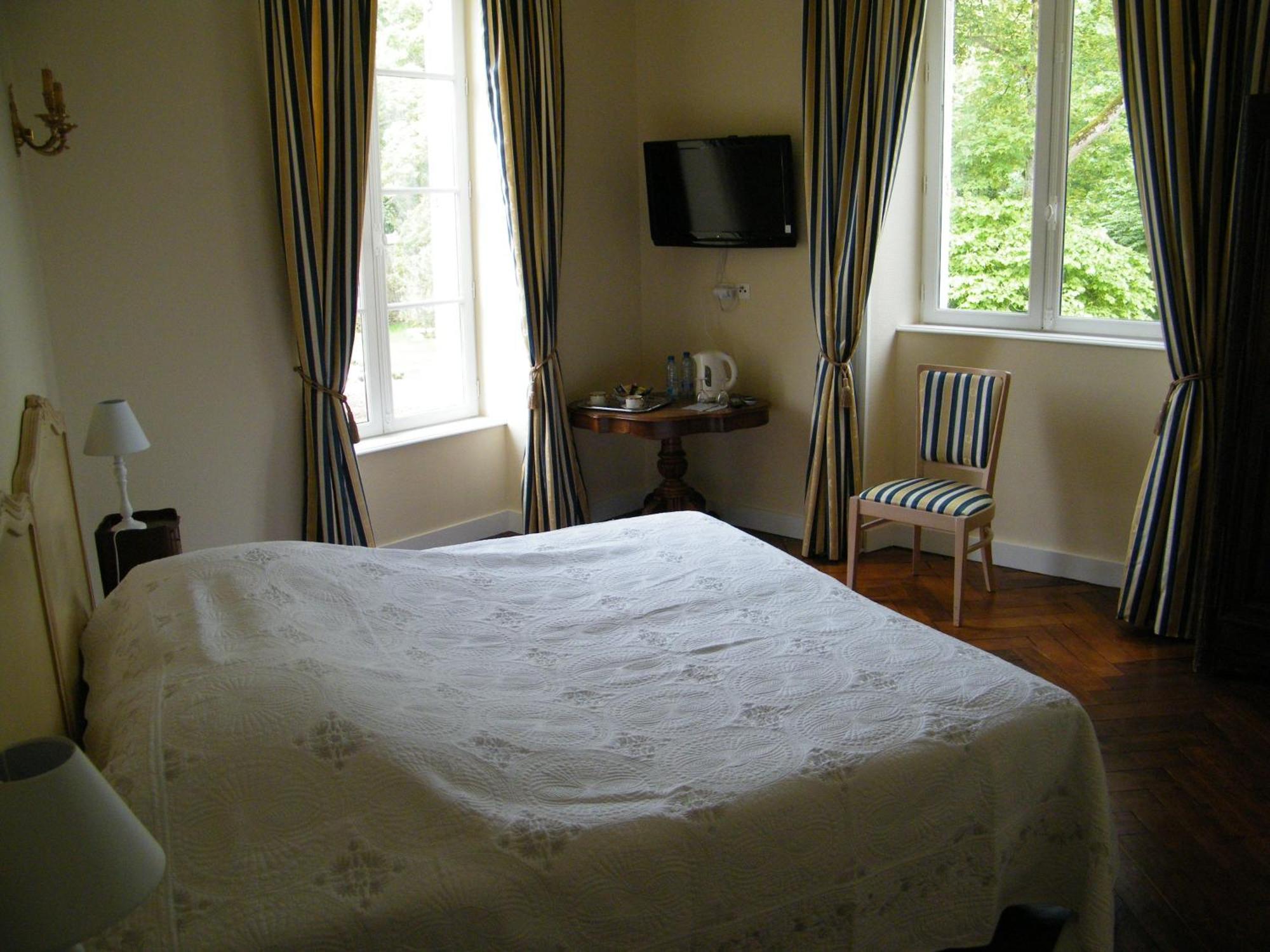 Chambres D'Hotes Chateau De Damigny Saint-Martin-des-Entrées Eksteriør bilde